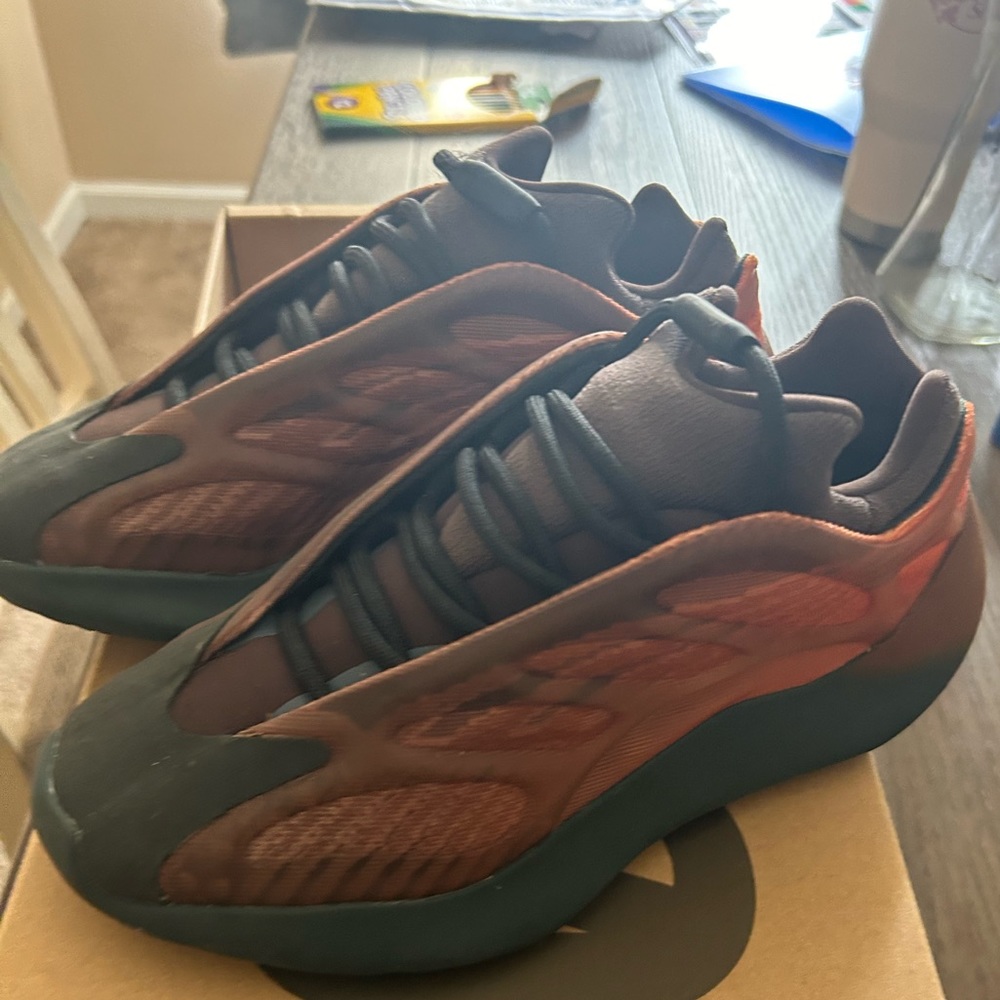 Yeezys 700